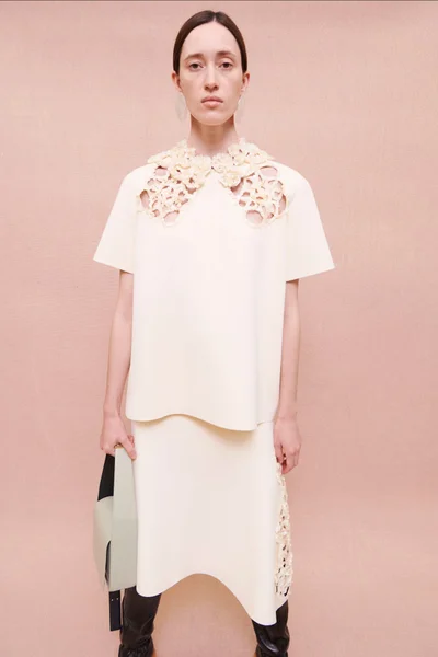 Look 1